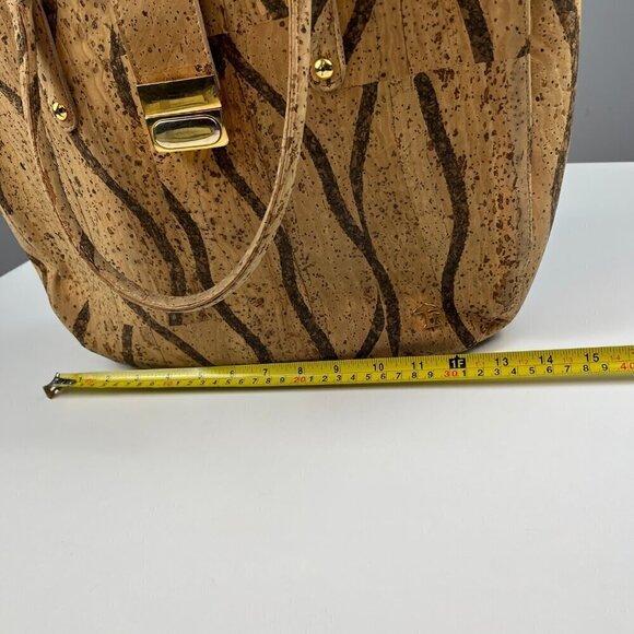 Cork design medium tote bag made in Portugal tan brown - Picture 14 of 16